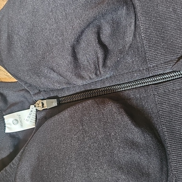 Black Zip-Front Paddd Sports Bra Size S - Picture 2 of 5